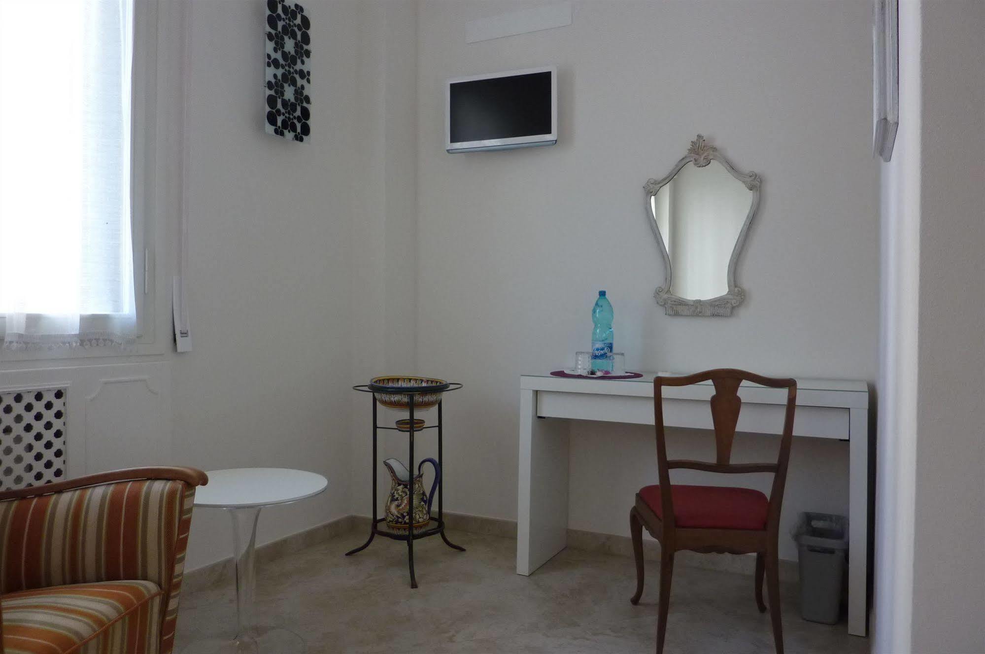 Sweet Home Cosseria ฟลอเรนซ์ ภายนอก รูปภาพ